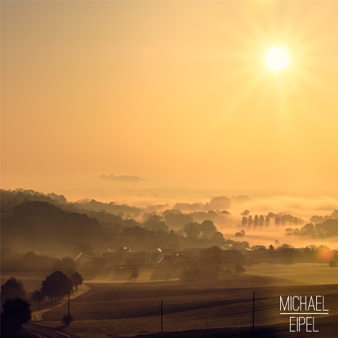 Sonnenaufgang bei Nebel über Zirgesheim / Donauwörth – Landschaftsfotografie